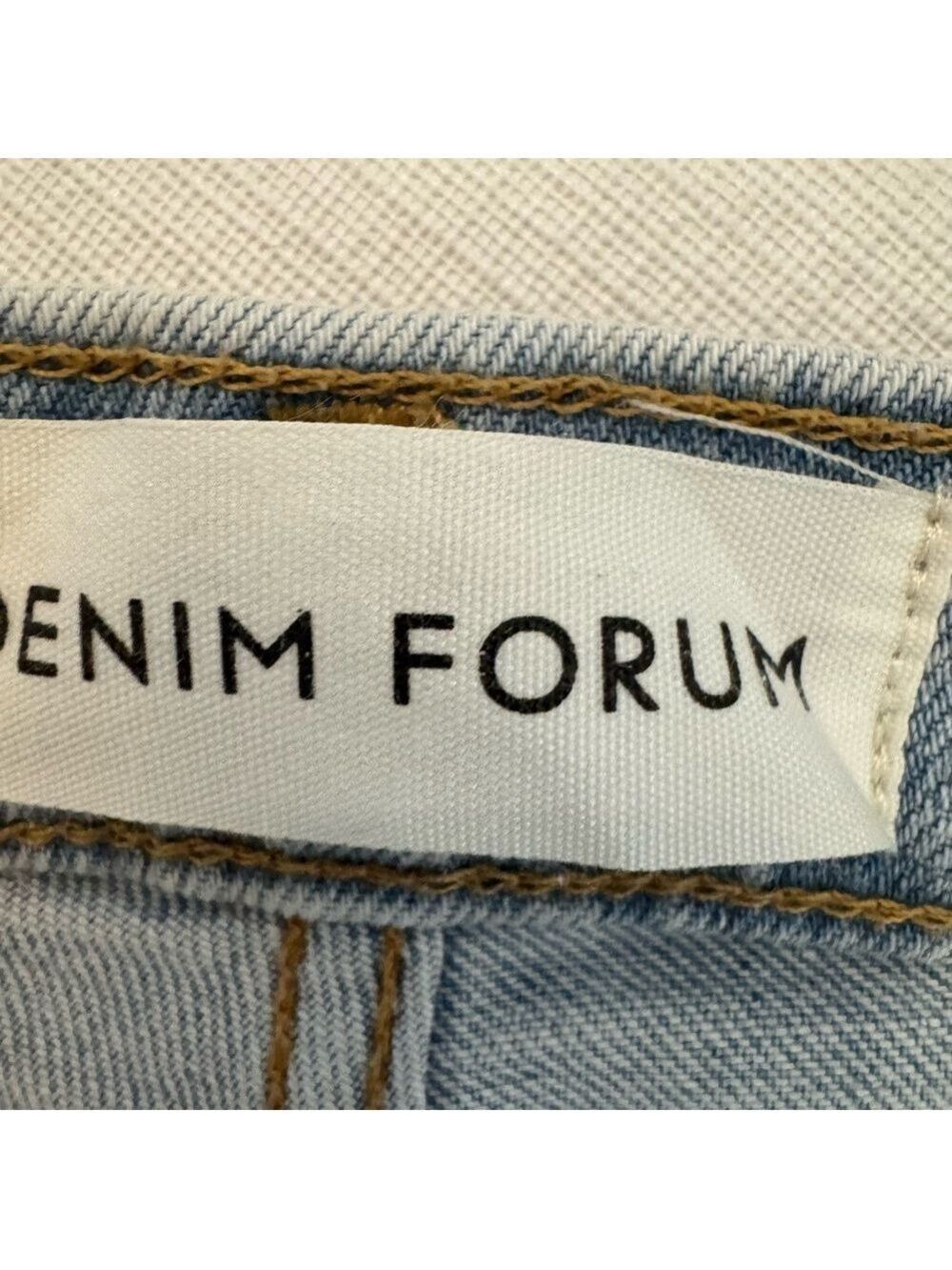 Aritzia Denim Forum The yoko high rise slim ripped jeans SZ 28 - Picture 7 of 13